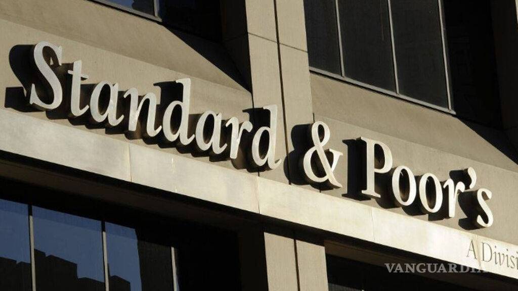 Ganancias de bancos se derrumbarían hasta 50% por COVID: S&amp;P