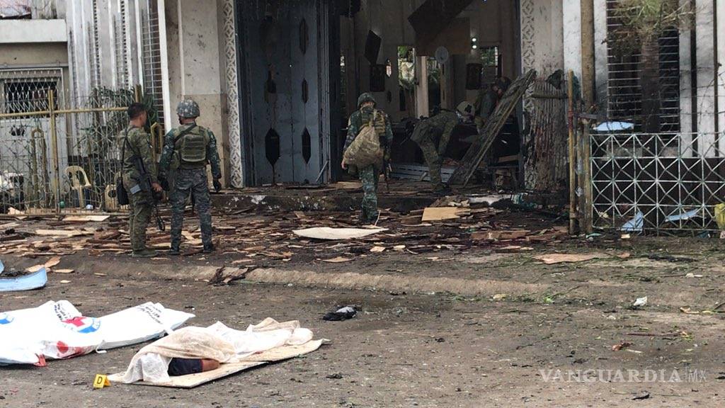 $!19 muertos tras explosión de bombas frente a catedral en Filipinas