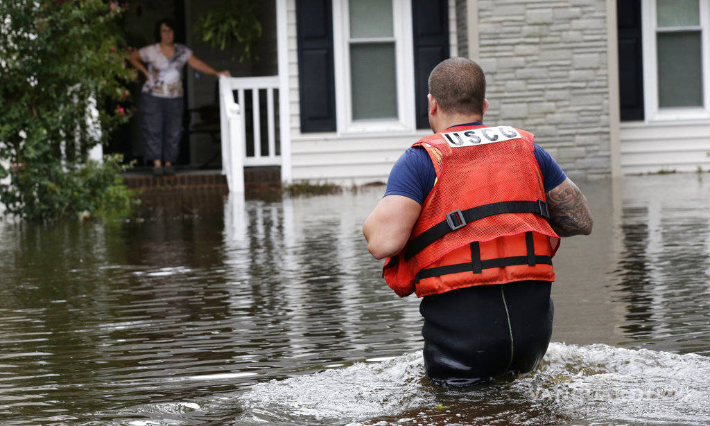 $!Temen desbordamientos de ríos por lluvias de Florence