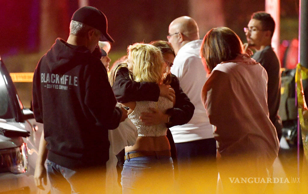 $!Impactantes fotos y videos del tiroteo en bar de California donde murieron 12 personas