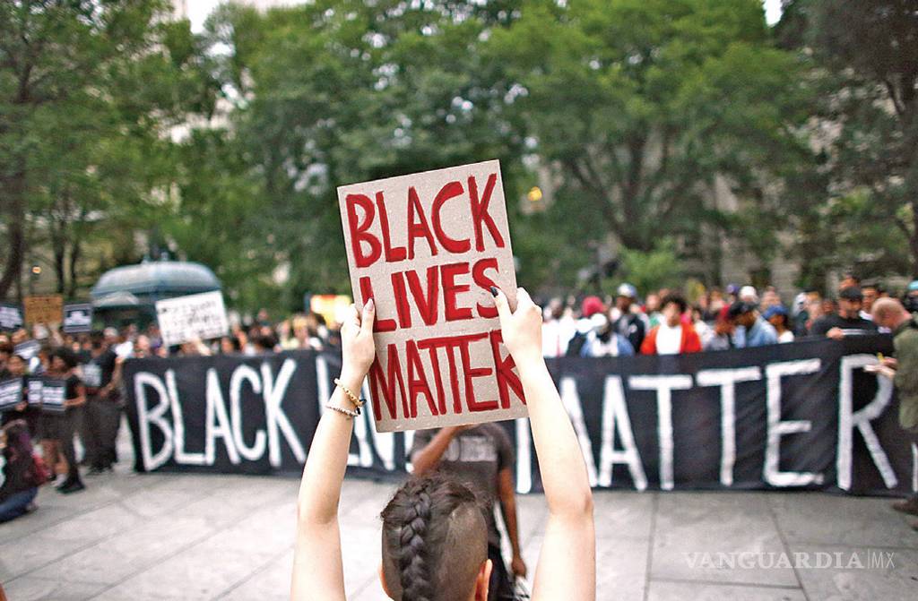 $!Policías matan a afroamericano armado en Texas