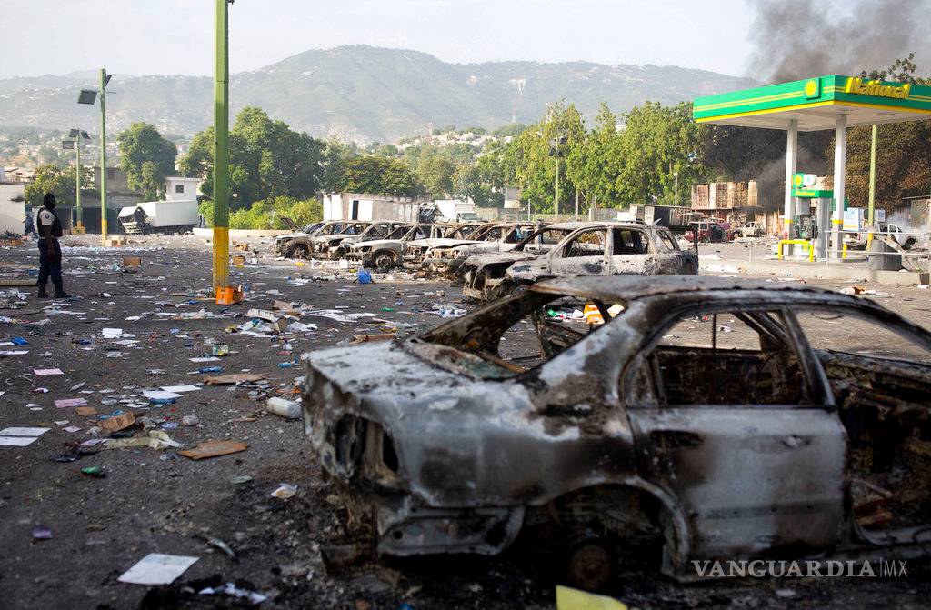 $!American Airlines retoma varios vuelos a Haití tras las protestas violentas (Fotos)