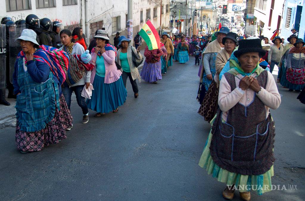 $!Cocaleros rebeldes marchan contra Morales en Bolivia
