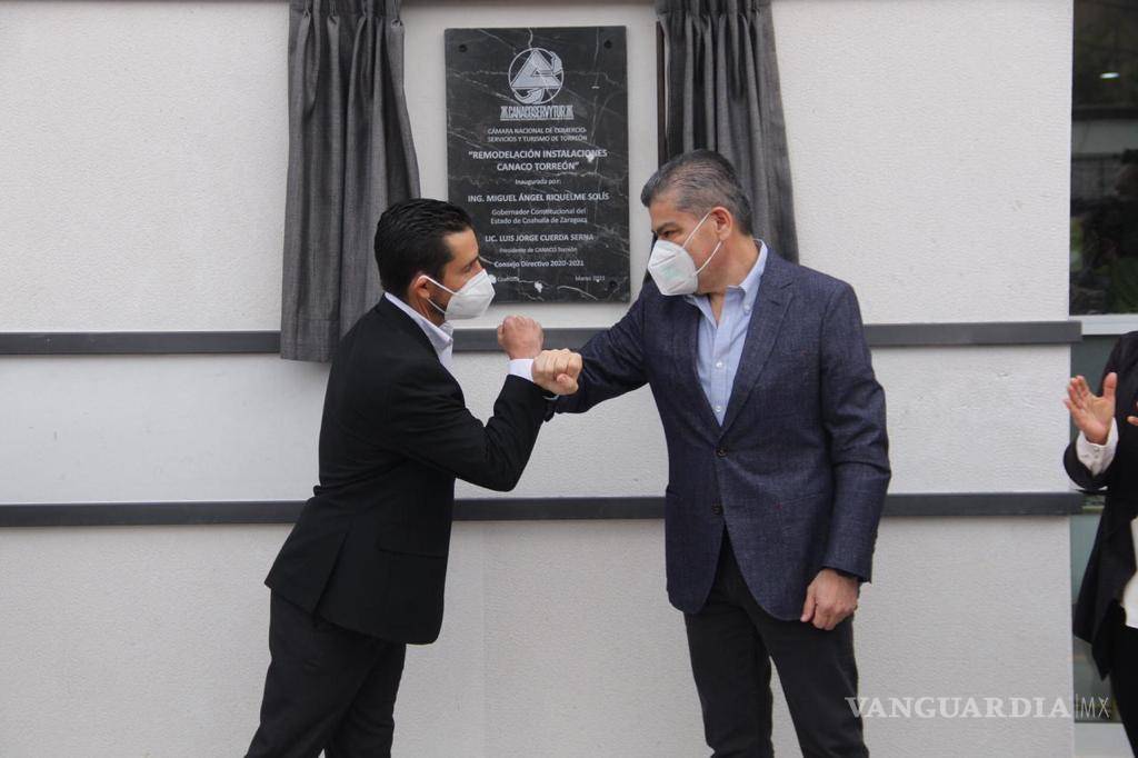 $!Toma protesta Luis Cuerda como presidente de la Canaco Torreón