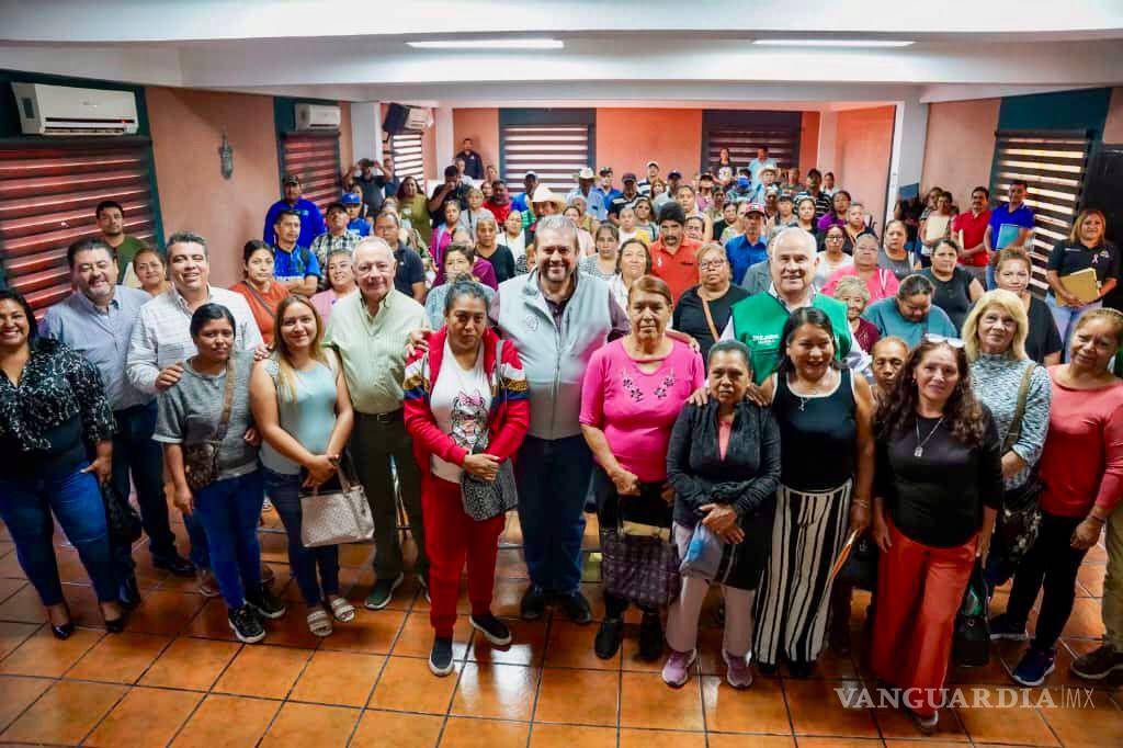 $!La entrega de escrituras garantiza seguridad y estabilidad para los hogares, reafirmando el compromiso de los gobiernos municipal y estatal con la comunidad.