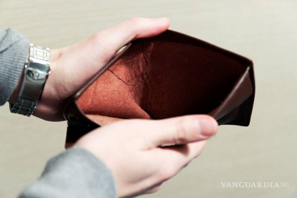 $!12 millones de desempleados en México sólo tienen una opción: el salario mínimo, es decir, pobreza
