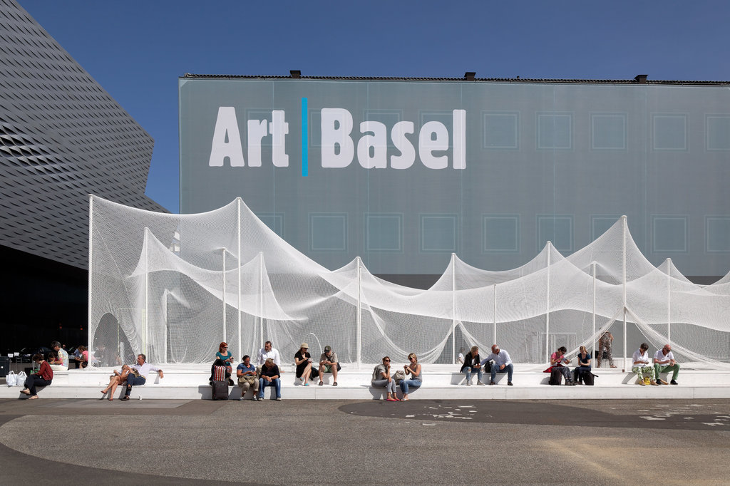 Art Basel, una feria que evidencia dominación occidental en mercado del