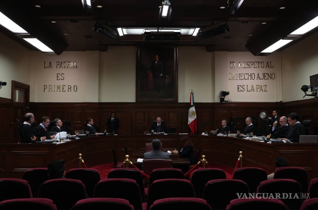 Ley de Salarios Máximos seguirá suspendida, desechan recursos del Ejecutivo y Congreso