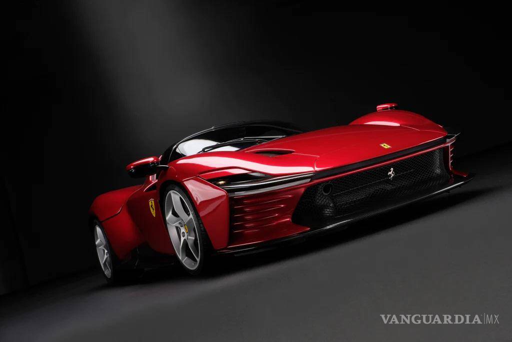 $!Ferrari Daytona Sp3