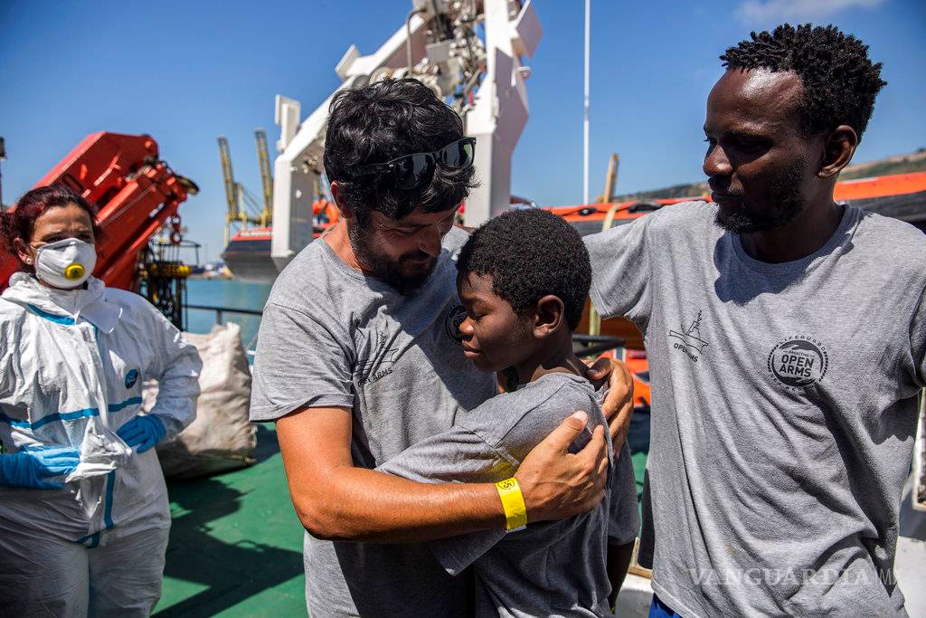 $!Se manifiestan en Alemania a favor de buque de rescate