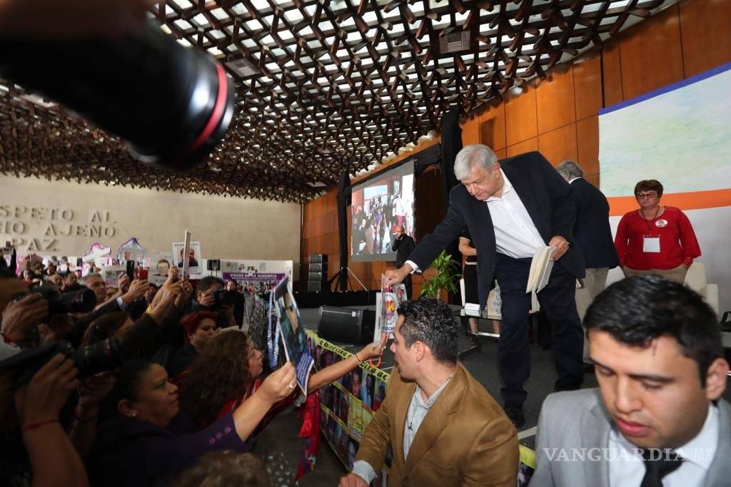 $!Habla AMLO con familias de desaparecidos en segundo foro Diálogo por la Paz
