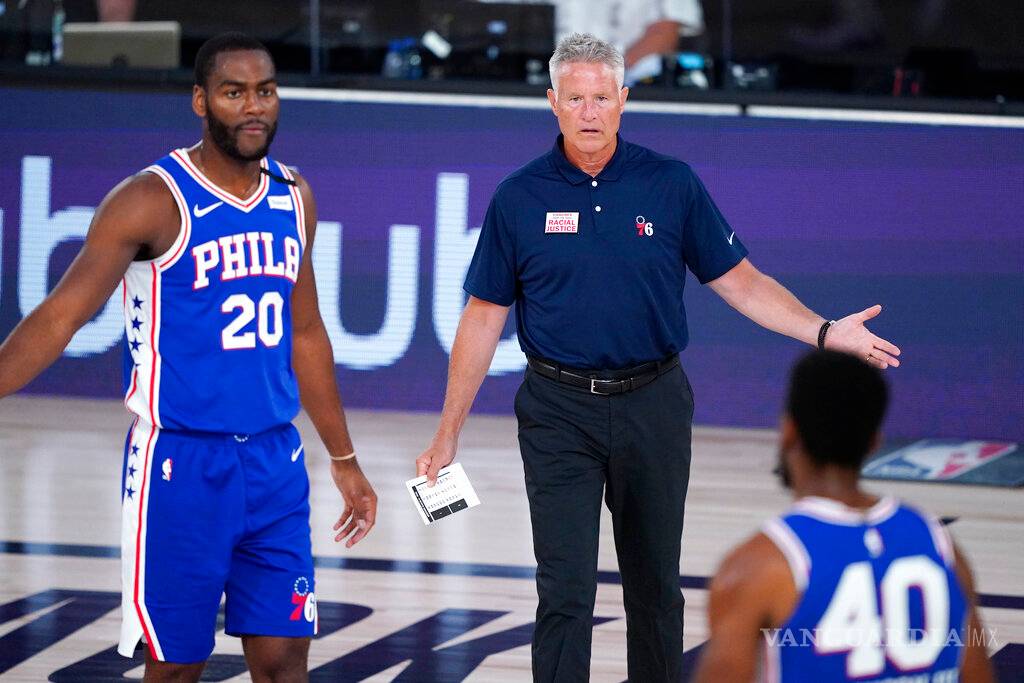 $!Luego de quedar eliminados, Sixers despiden a su entrenador