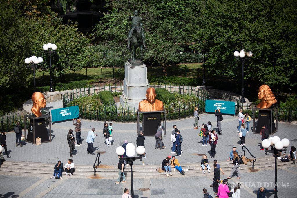 $!Las esculturas son creación del artista Chris Carnabuci.