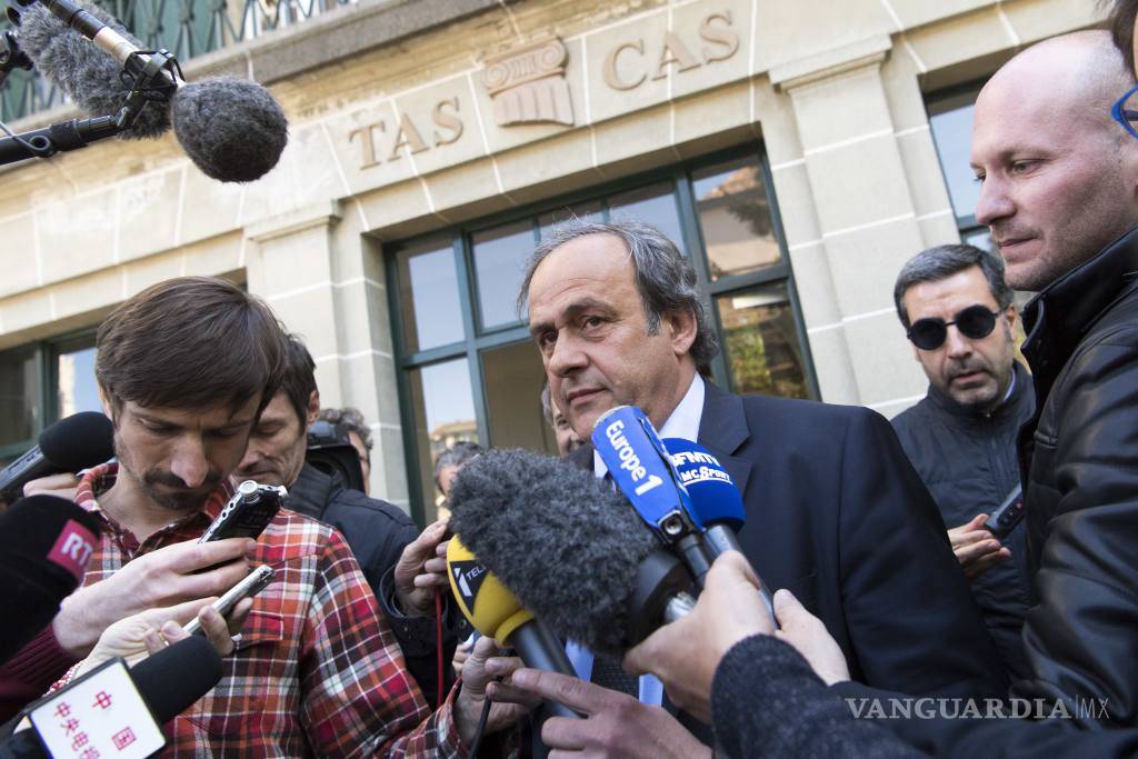 $!Rechaza la UEFA designar de momento un sucesor de Platini