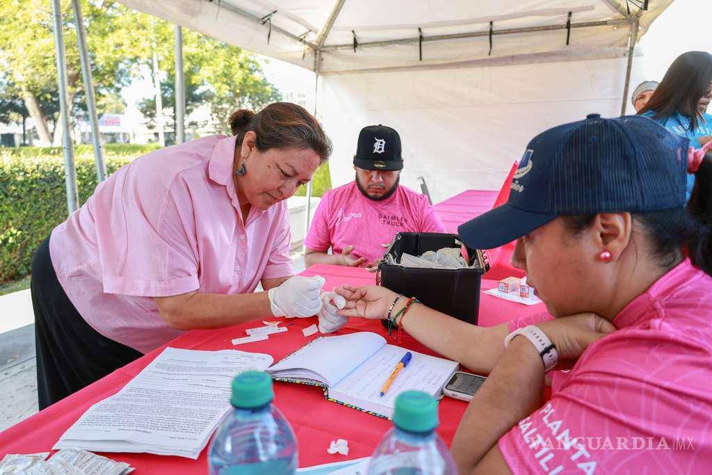$!En la Ruta Recreativa se brindaron servicios como vacunación, desparasitación y adopción de mascotas.