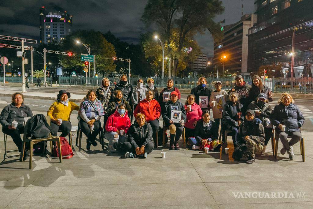 $!“Ellas están totalmente capacitadas para escalar esa altura”, dijo una de las activistas.