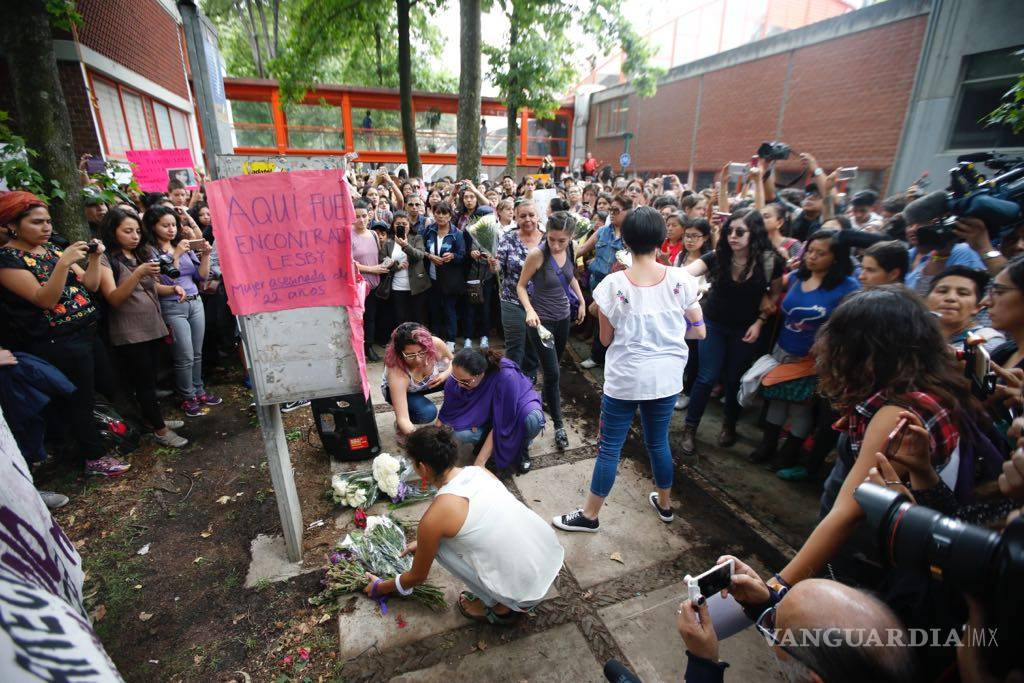 $!Estudiantes de la UNAM gritan por Lesby: “Nos queremos vivas”