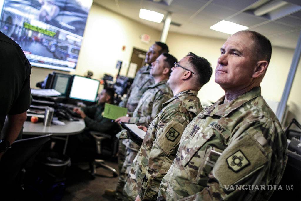 $!Trump aumenta a 15 mil los militares que podría enviar a la fronteras