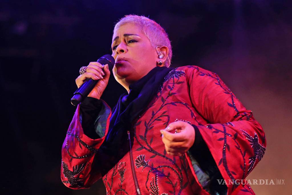 $!Eugenia León dedica a Toledo noche en Bellas Artes