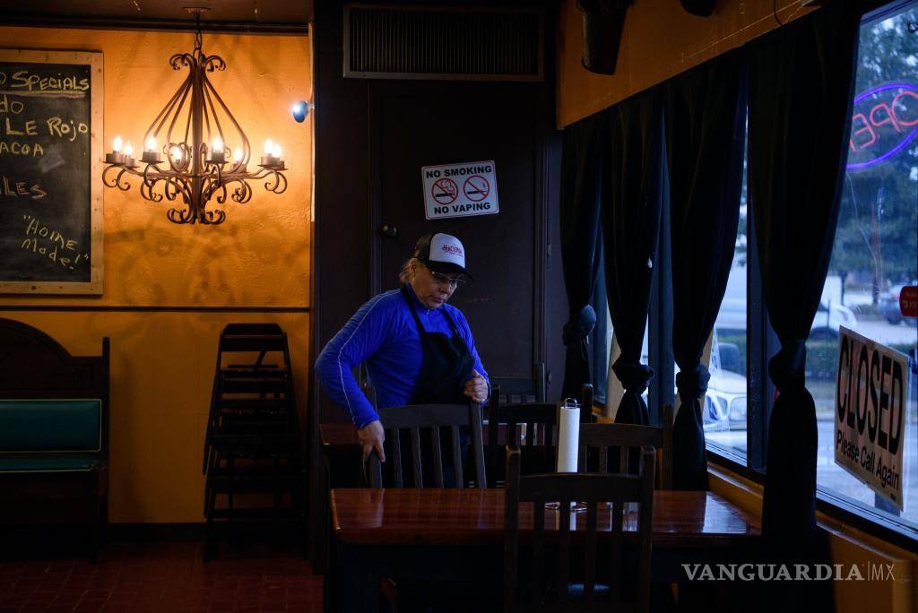 $!Alma Moreno, cocinera de Hacienda Tacos y Tamales en Houston, es salvadoreña y tiene estatus de protección temporal en Estados Unidos.