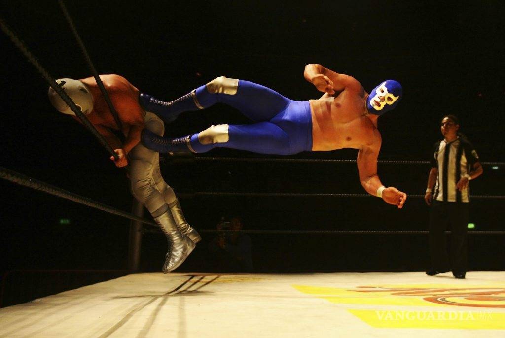 $!La razón por la que Blue Demon nunca apostó su máscara con el Santo