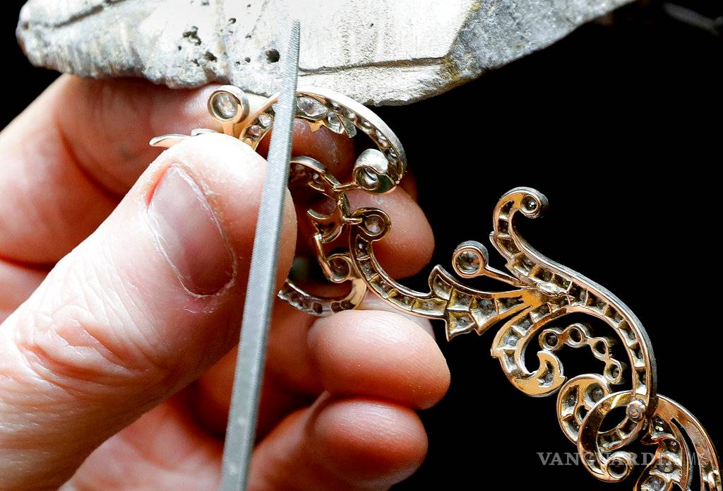 $!¿Usará Meghan Markle una tiara real en su gran día?