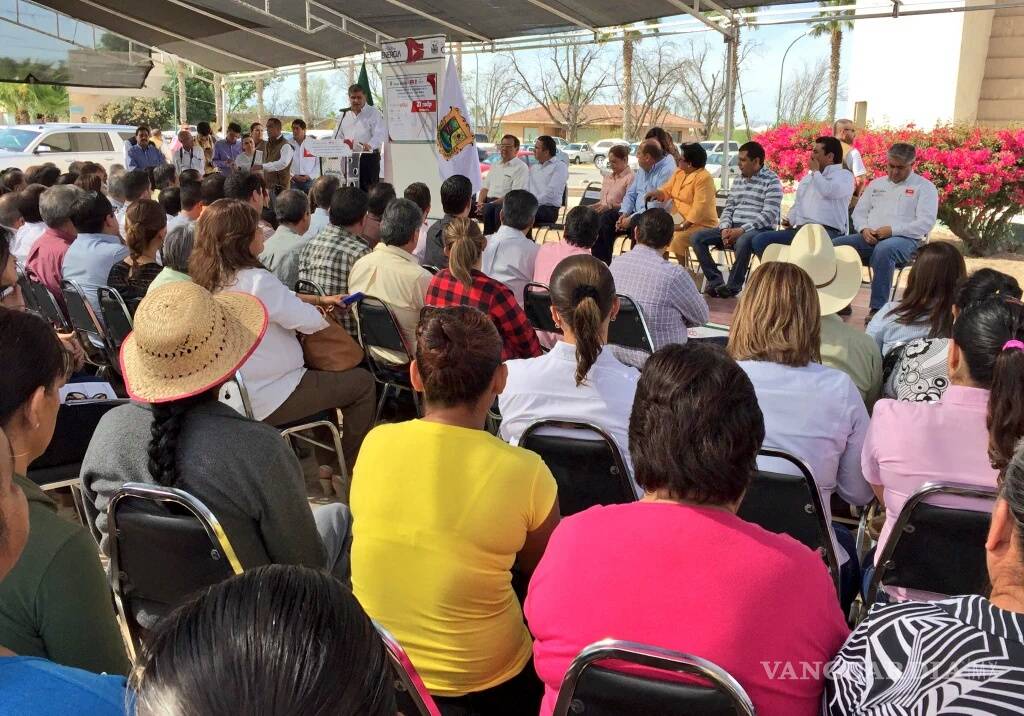 $!Entrega Rubén Moreira tramo carretero en la Torreón-San Pedro