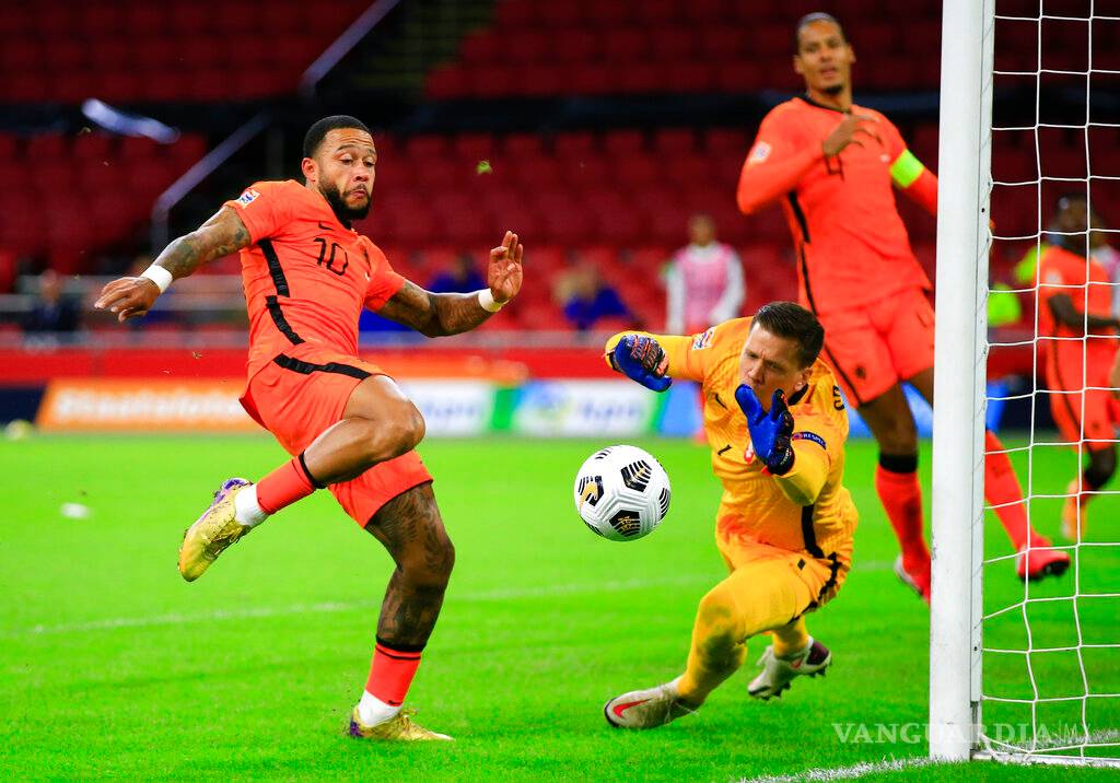 $!Memphis Depay acepta interés del Barcelona