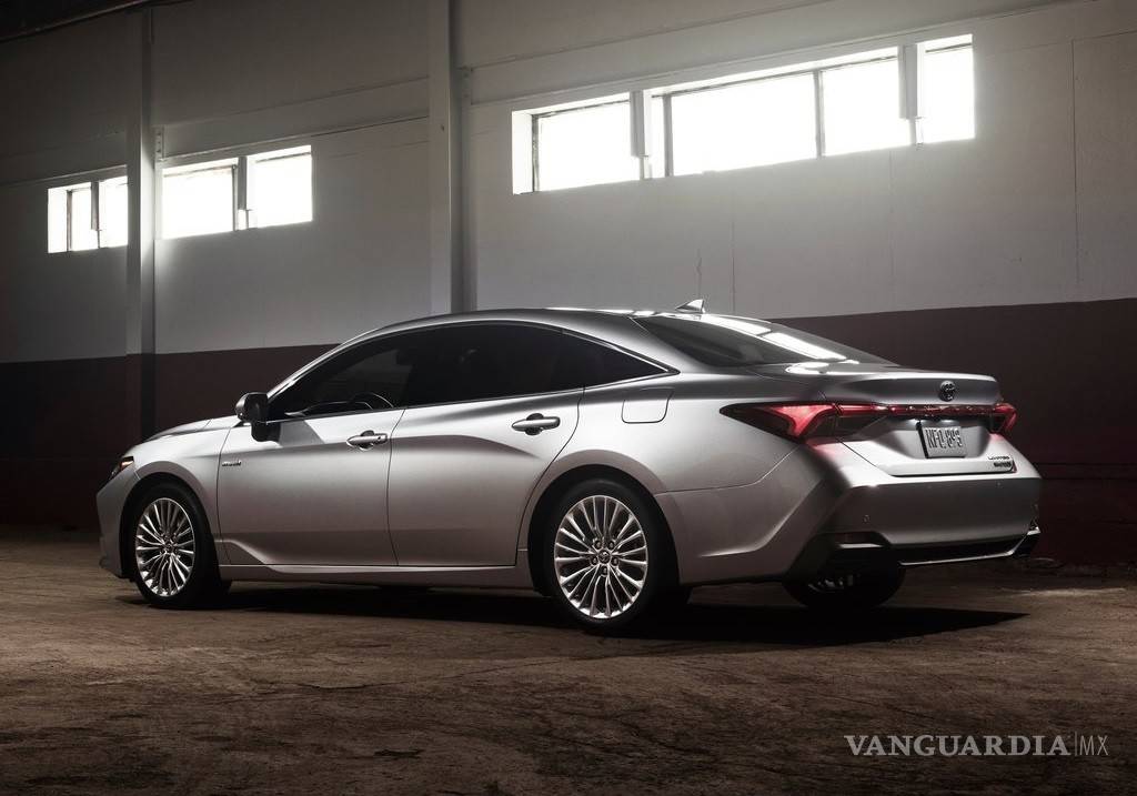 $!Toyota Avalon 2019 se reinventa y es más potente