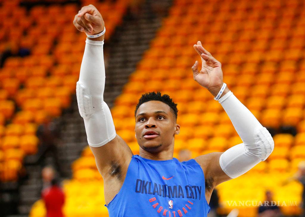 $!Westbrook se opera la rodilla; en duda para 1er partido