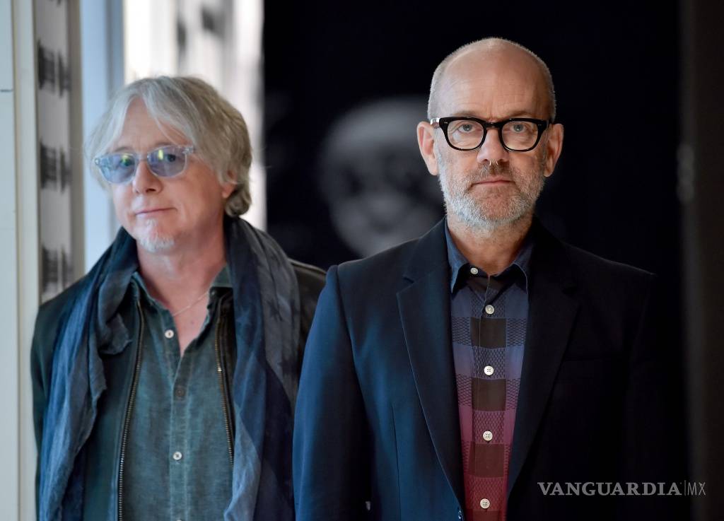 $!"Vivimos ahora en tiempos muy oscuros”: R.E.M.