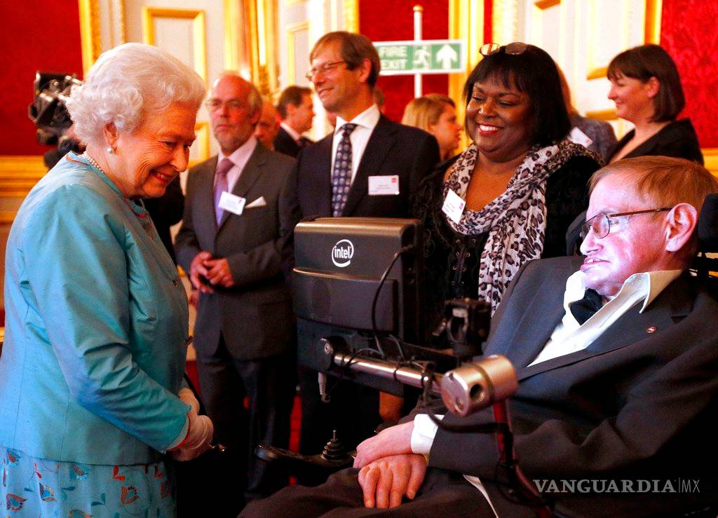 $!Falta de pruebas privó a Hawking del premio Nobel
