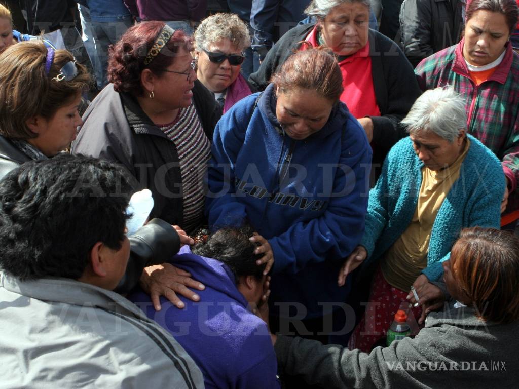 $!Pasta de Conchos: AMLO la quiere abrir... pero así se vivió el momento en febrero de 2006 (Fotos)