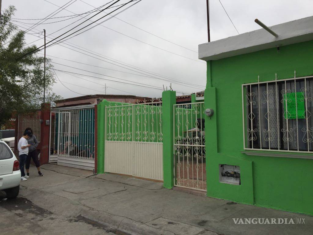 $!Ataca pitbull a mujer y le arranca parte de la pierna; vecinos matan al perro, en Saltillo