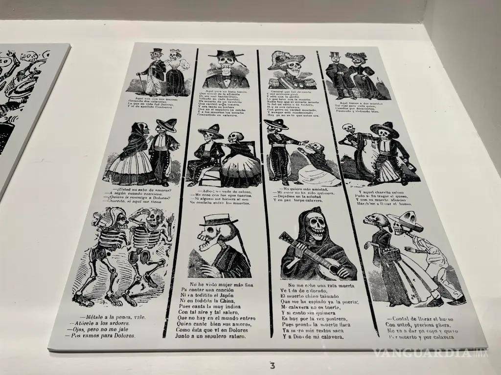 $!Vista de la muestra sobre el grabador mexicano José Guadalupe Posada en el lobby del Rockefeller Center, en Nueva York, el 20 octubre 2022.