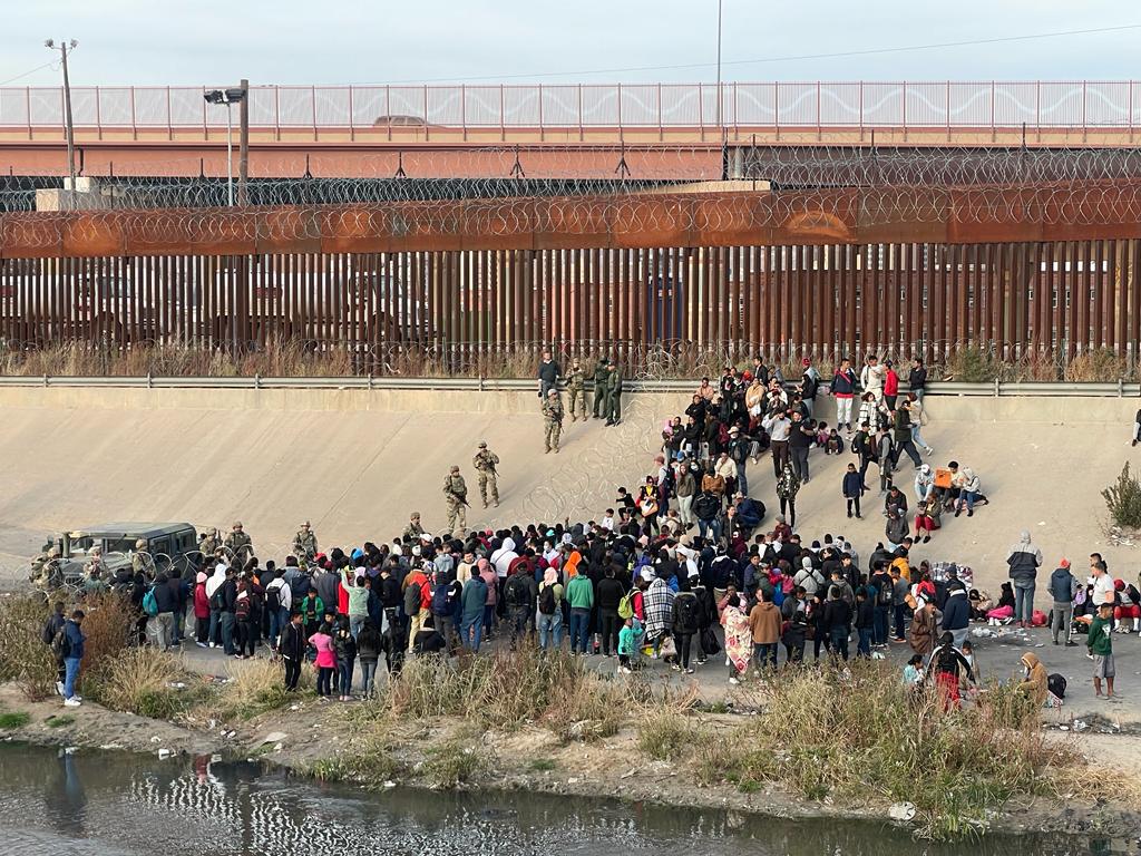 $!Miles de migrantes fueron devueltos a México, ante la nueva política implementada por Estados Unidos.