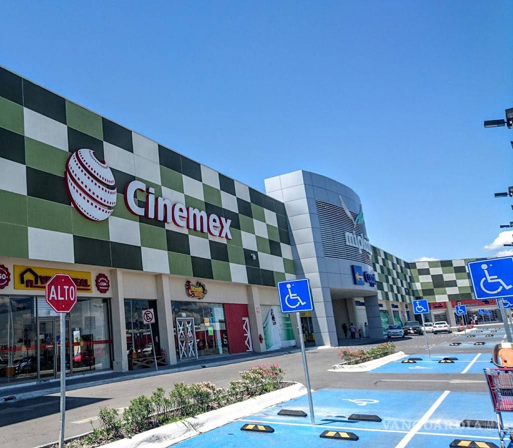 $!Cines extreman medidas ante Covid-19 en Saltillo y México