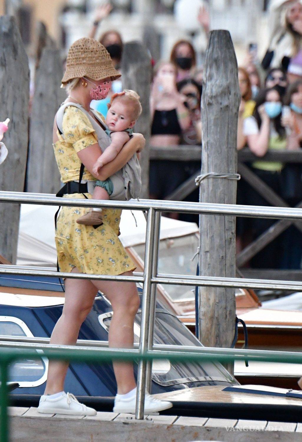$!Katy Perry y Orlando Bloom disfrutan en familia de Italia