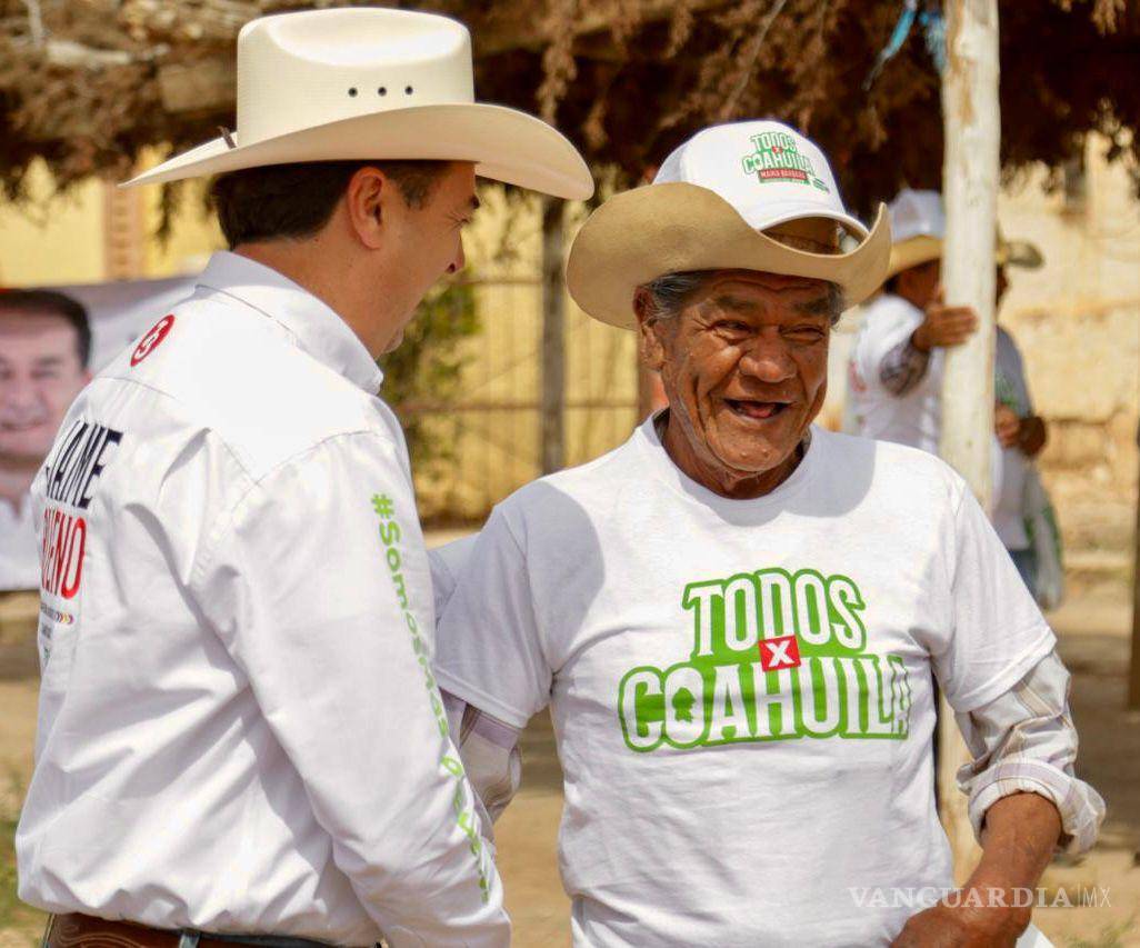 $!Jaime Bueno prometió legislar en favor de los habitantes del campo.