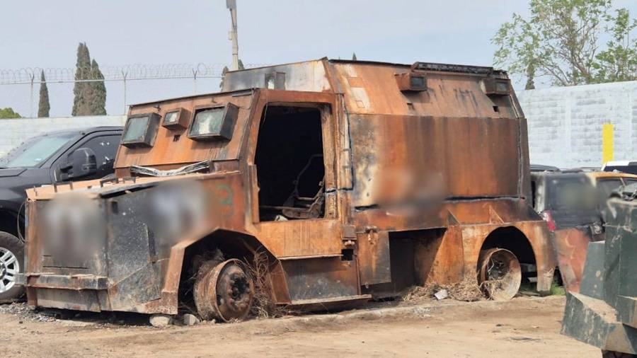 Fotografía tomada durante la destrucción de 45 vehículos de los denominados “monstruos”, en las instalaciones de la Fiscalía Federal de Tamaulipas, ubicada en Reynosa. | FOTO: CUARTOSCURO