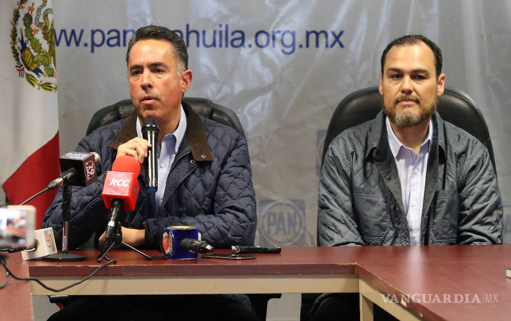 Memo Anaya se registra como precandidato al Senado