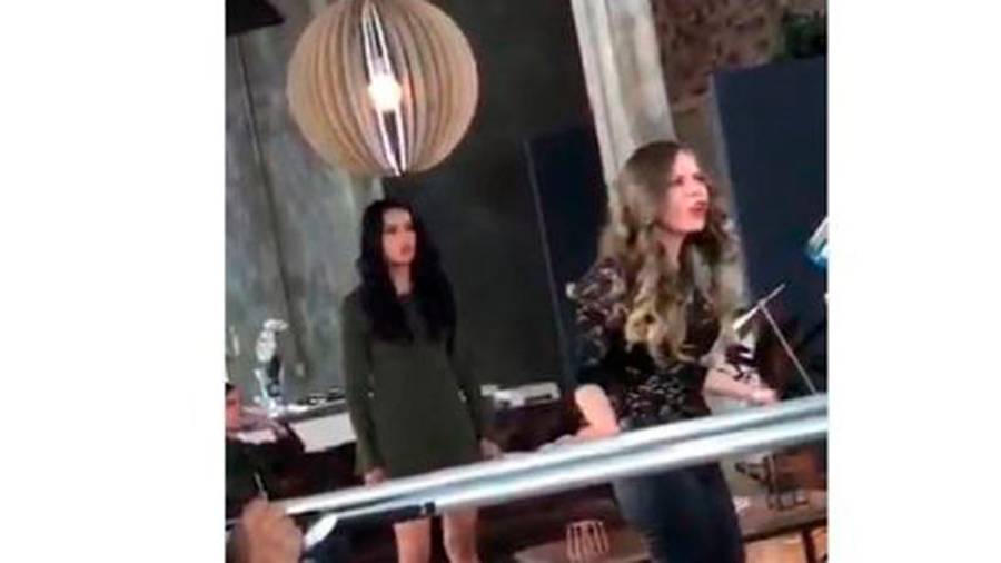 Actriz es nombrada #LadyPrieta por conducta racista en set de grabación