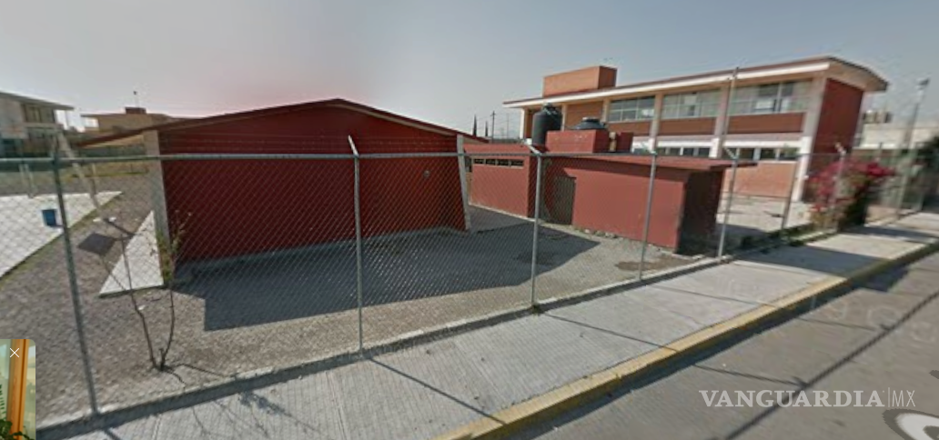 $!Separan a directora y conserje de primaria en Puebla tras denuncias de presunto espionaje en baños