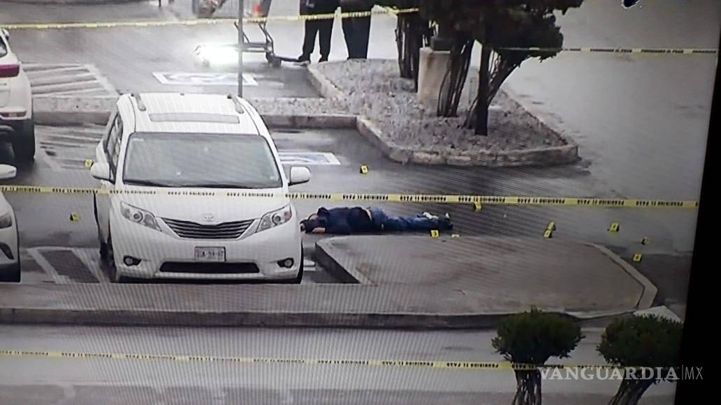 $!Se reporta balacera en estacionamiento de Costco en Monterrey