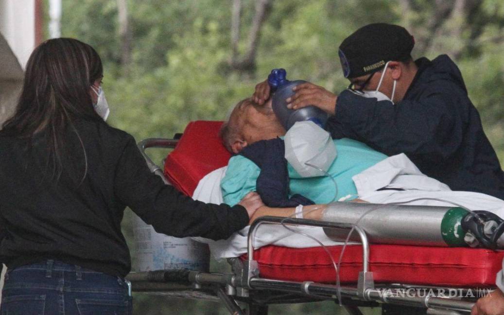 Duras críticas de The Lancet al manejo de pandemia en México y Brasil.