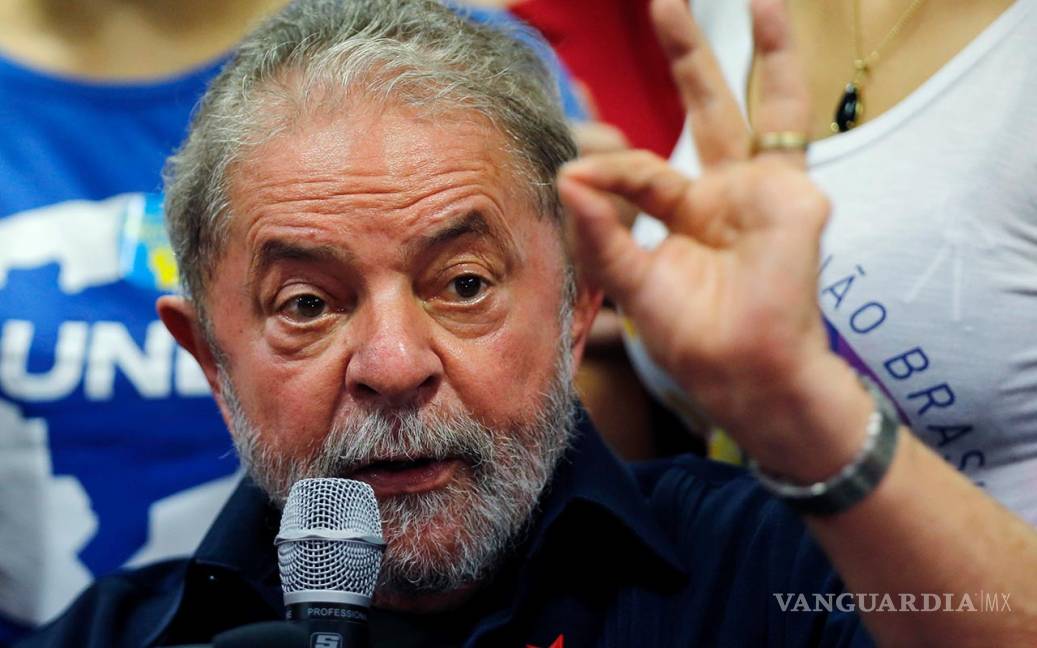 $!Bloqueos y protestas en Brasil contra prisión para Lula da Silva