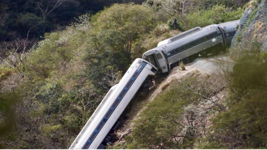Destaca que dentro de este presupuesto se destinaron 120 millones para la obra “Trabajos de emergencia para la estabilización de taludes de corte en la Línea Z del tramo Chivela-La Mata”, tramo en el que ocurrió el descarrilamiento del tren el pasado 28 de diciembre.