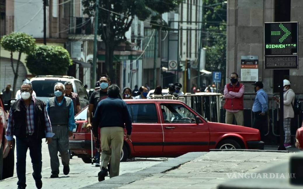 Declaran toque de queda en Toluca por COVID-19; municipio recorta horario para venta de alcohol
