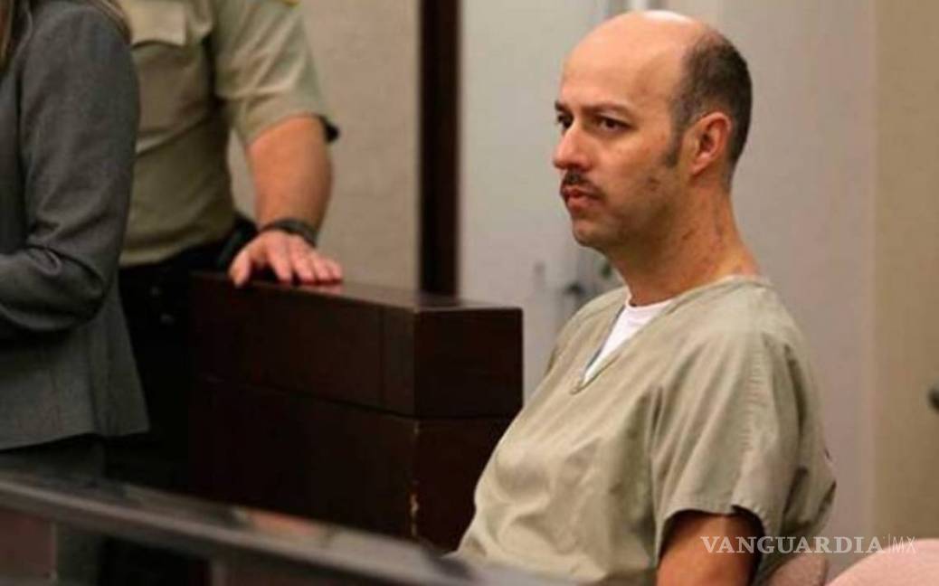 Condenan a Esteban Loaiza a tres años de prisión por posesión de drogas