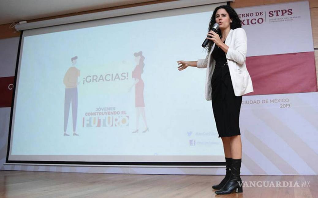 $!Gobierno no elije o apoya dirigentes sindicales, asegura Luisa María Alcalde